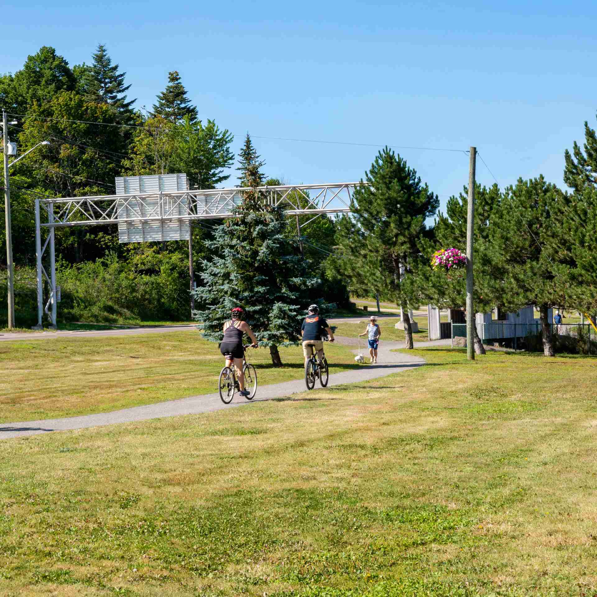 Neighbourhood - the-neighbourhood-bikers